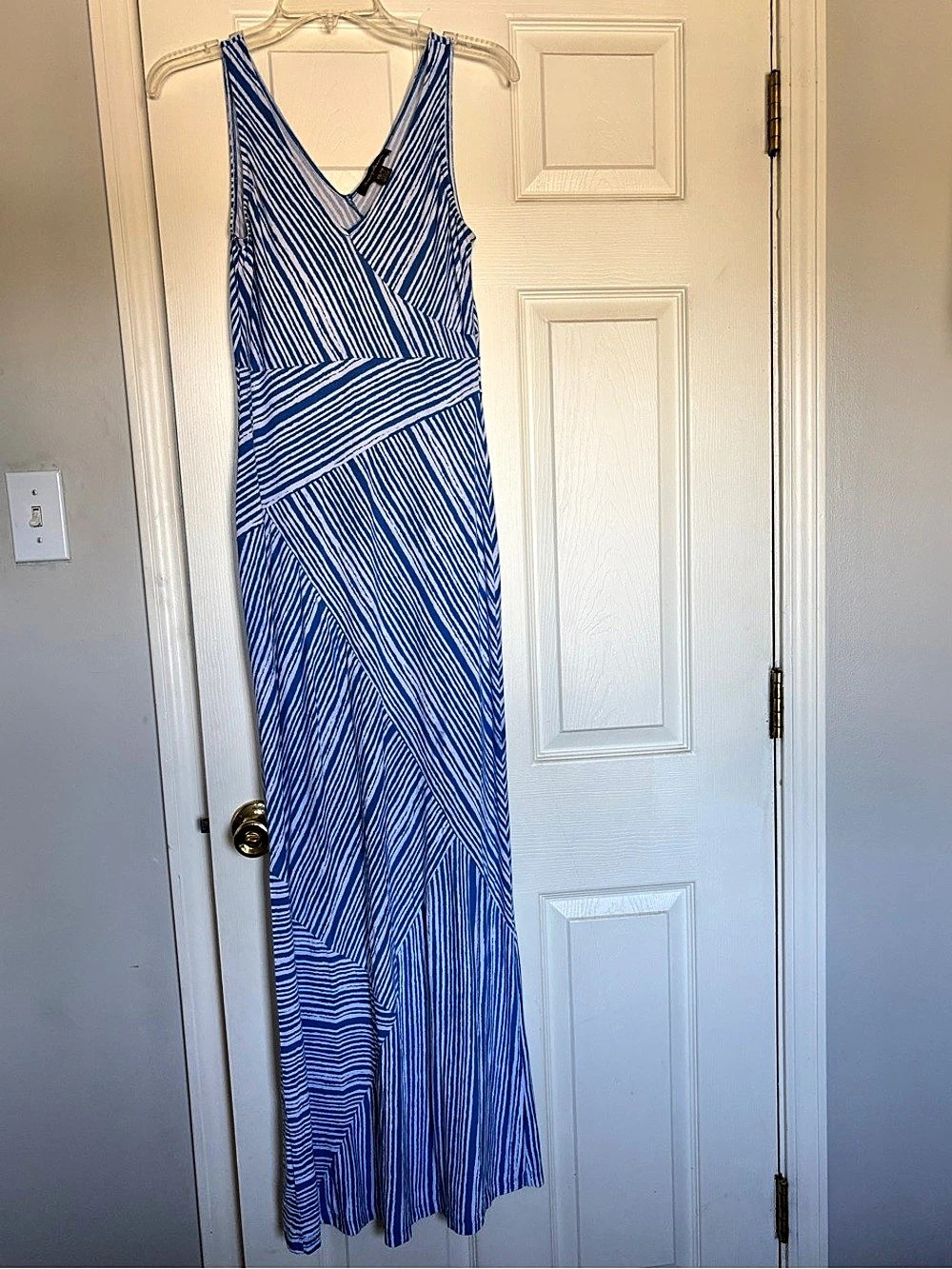 Tommy Bahama Blue & White Striped Maxi Dress Size XS Like New